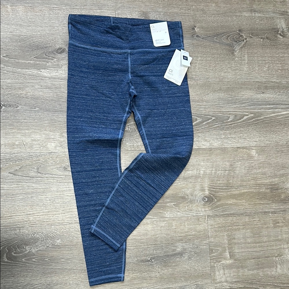 Gap fit leggings regular rise M
